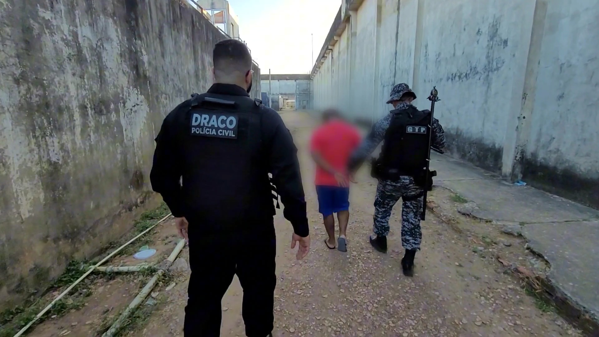 POLÍCIA CIVIL DEFLAGRA A OPERAÇÃO UXOR E CUMPRE MANDADOS DE PRISÃO E DE BUSCA CONTRA LIDERANÇAS DE GRUPO CRIMINOSO E SUAS COMPANHEIRAS